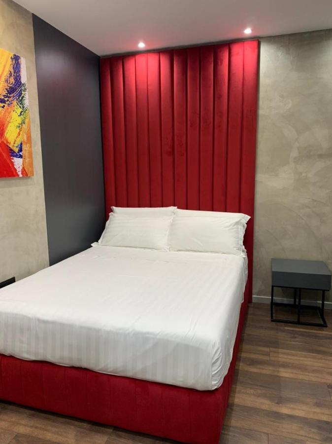 Ap Boutique 4*